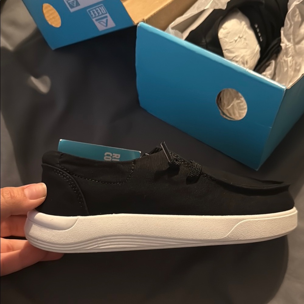 Reef Kids Black and White Sneakers